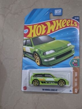 Hot Wheels '90 Honda Civic EF Toy Car - Green VTEC